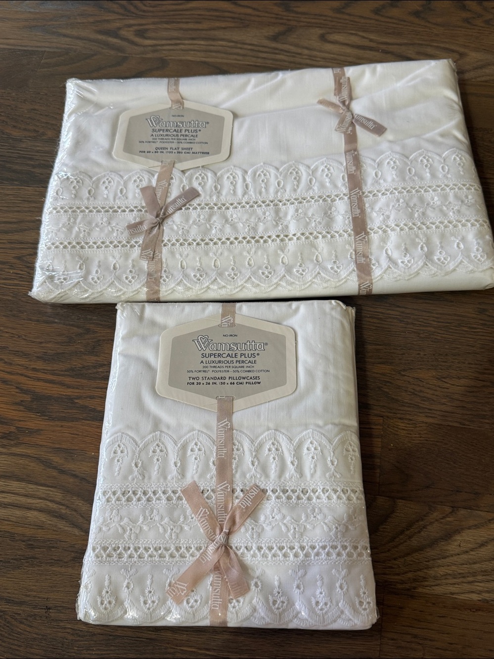 Wamsutta Embroidered 3 pieces queen sheet set cotton poly